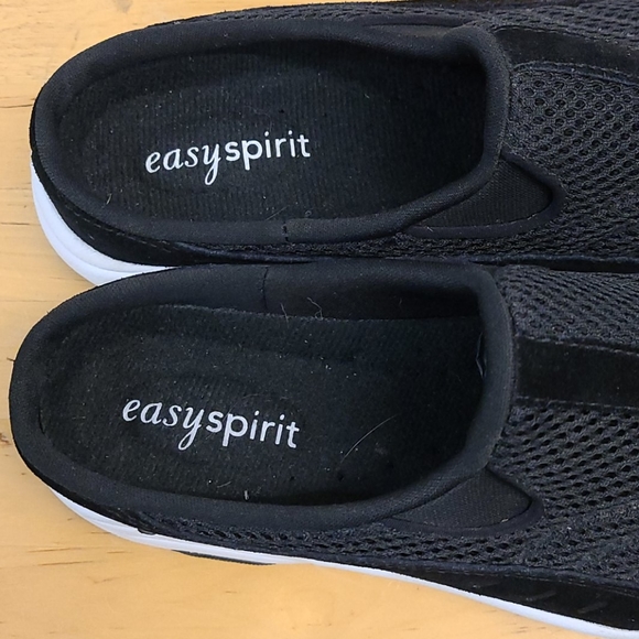New! Easy Spirit Travel Time Black Slip On US 6.5 - Picture 4 of 6